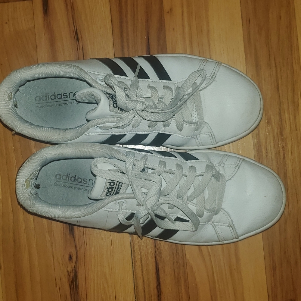 White Adidas Women's Grand court